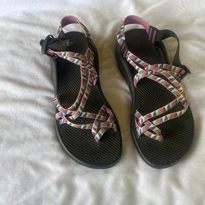 Like new very gently used women’s Chaco sandals size 11
